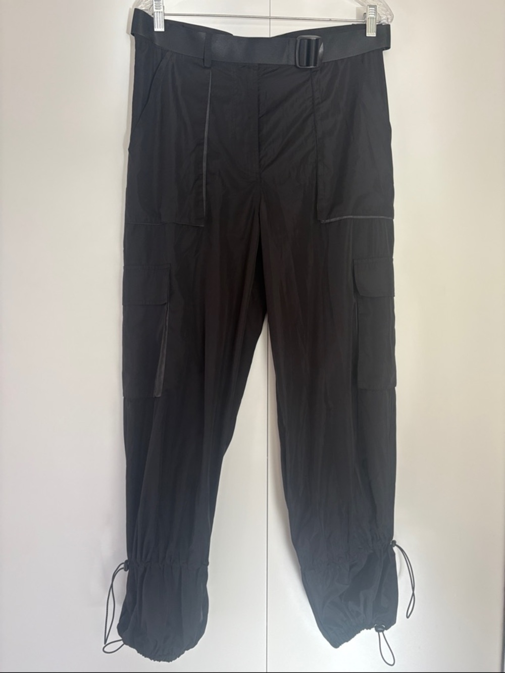 Poster Girl Cargo pants tiered ankle M